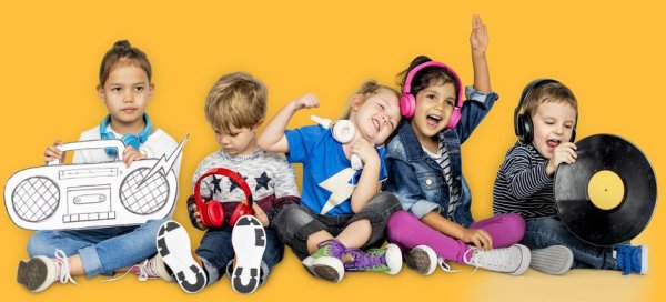 Эмблема радио тапка