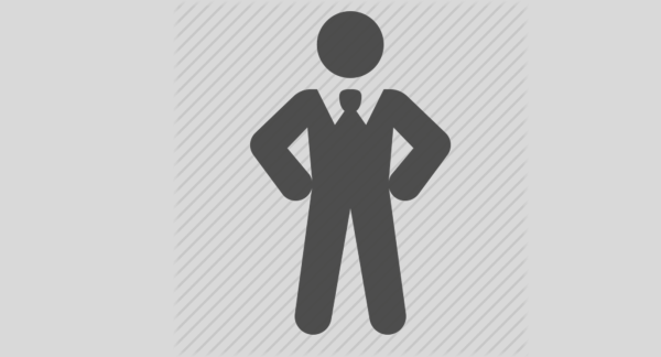 Человечек поклоняется