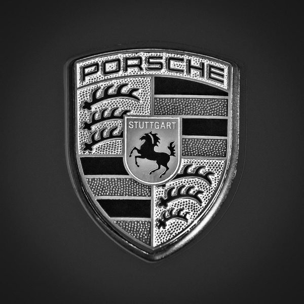 Porsche 911 logo