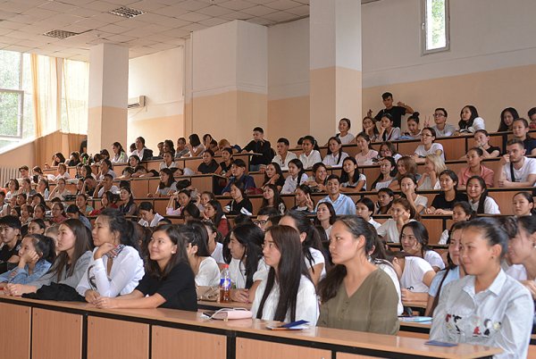 Педагогический колледж при университете в Алматы