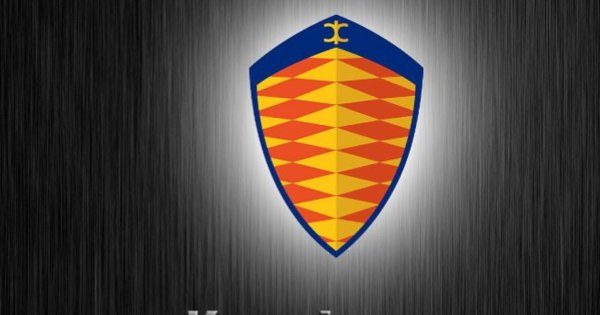 Кенигсегг шильдик