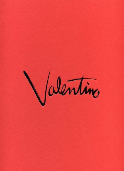 Valentino Garavani логотип