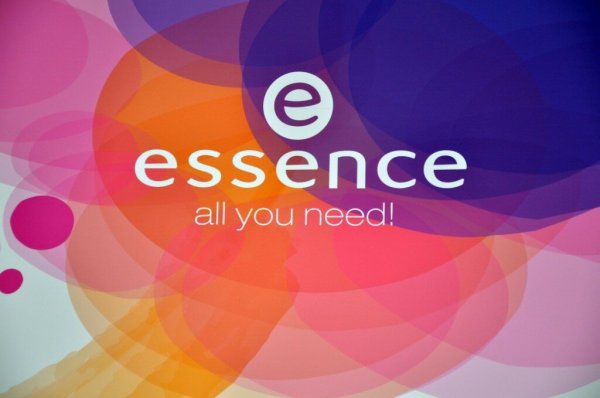 Эссенс косметика логотип