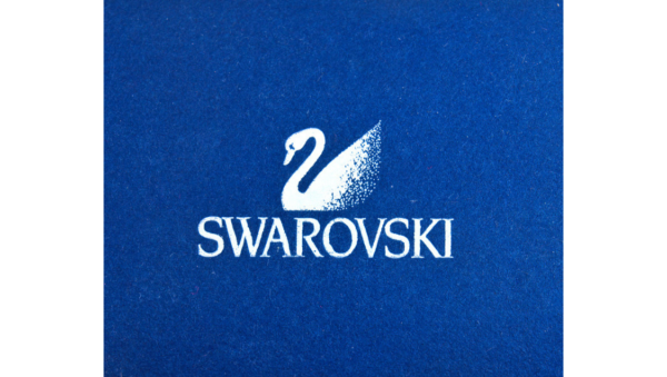 Сваровски лейбл
