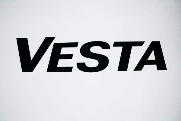 Надпись Веста