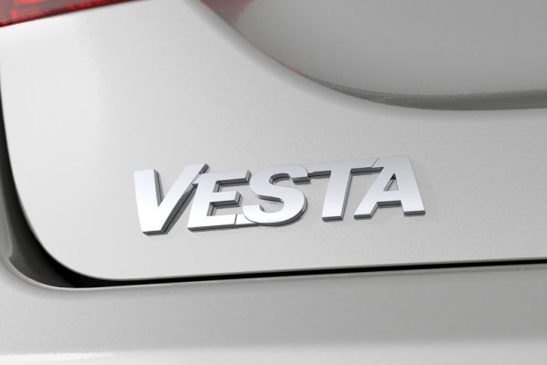 Значок Лада девятка