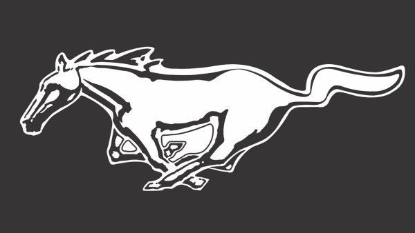 Форд Мустанг и лошадь