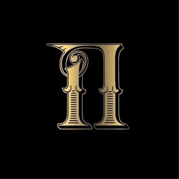 Буква п на черном фоне