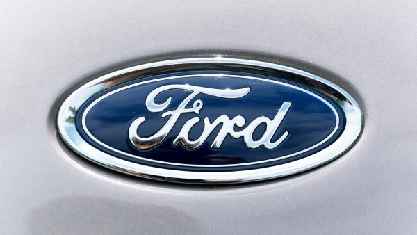 Ford новый логотип