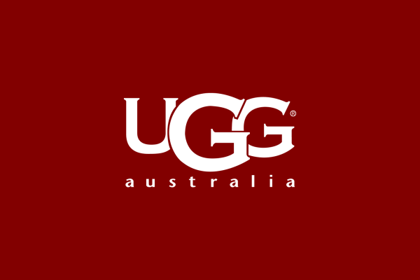 UGG металлический логотип