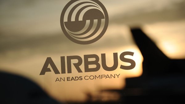 Airbus Industrie логотип