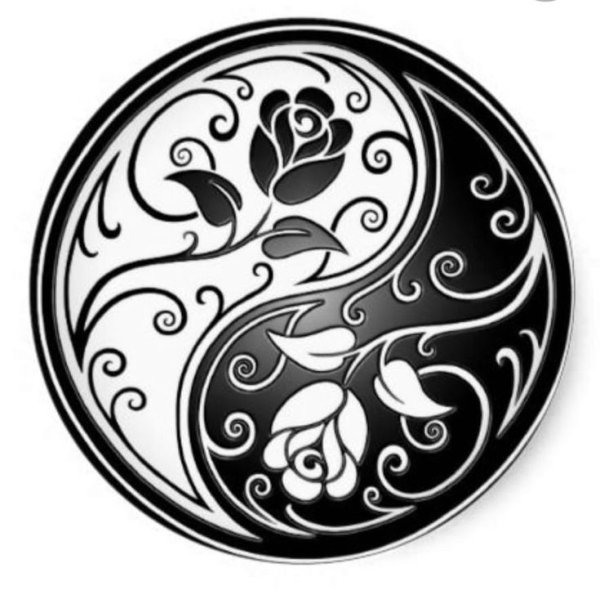 Узор трайбл с Инь Янь