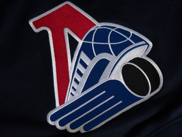 Эмблема Локомотива хоккей