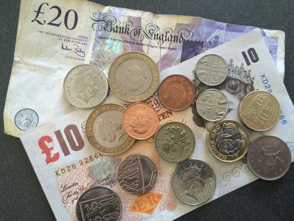 Карманные деньги в 2045 году английский