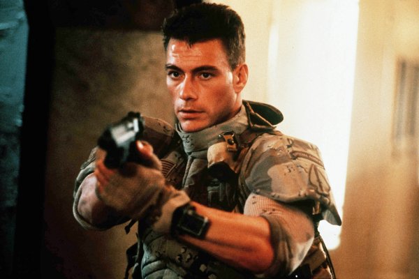 Ван Дамм универсальный солдат 1