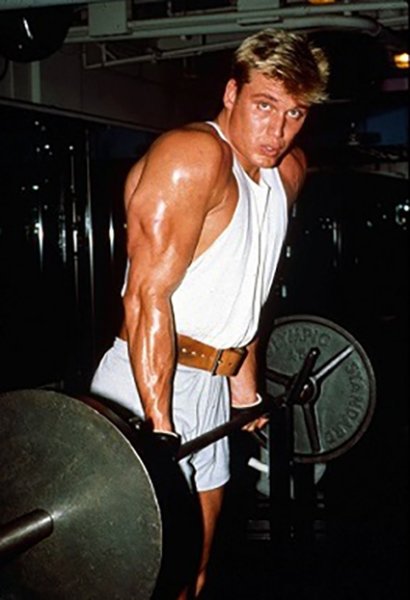 Дольф Лундгрен 90