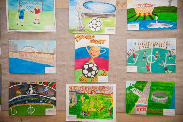 Детские рисунки на тему футбола 2018
