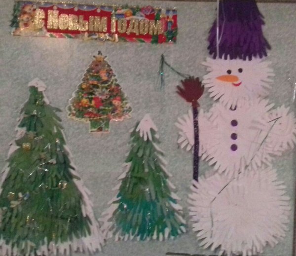 Стенгазета из ладошек к новому году