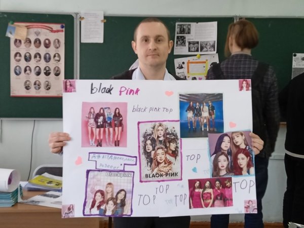 ОТРЯДОВЫЙ уголок в лагере