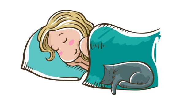 Девушка блондинка спит на подушке