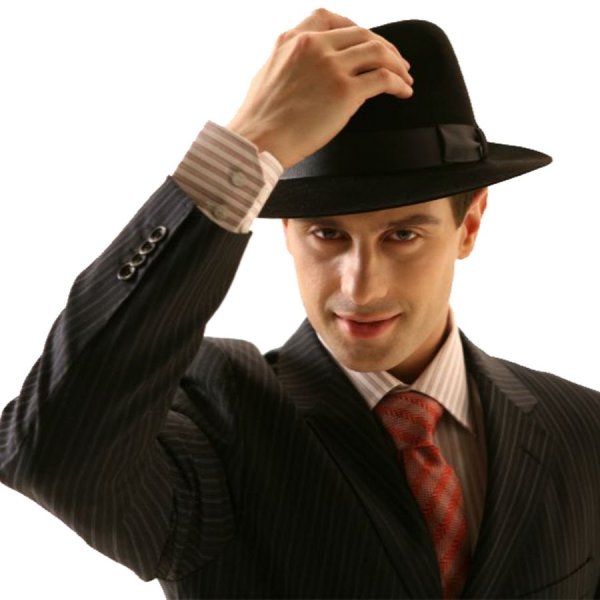 Антон Макарский в шляпе