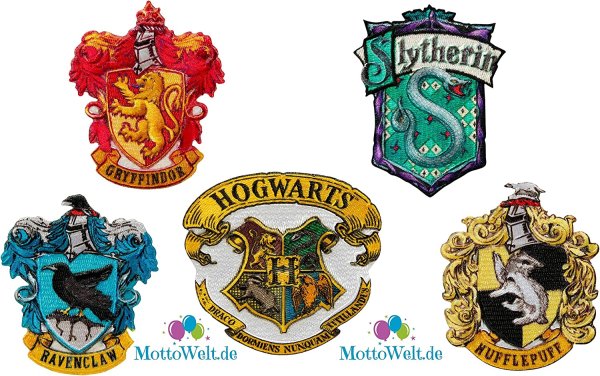 Факультеты Хогвартса на белом фоне