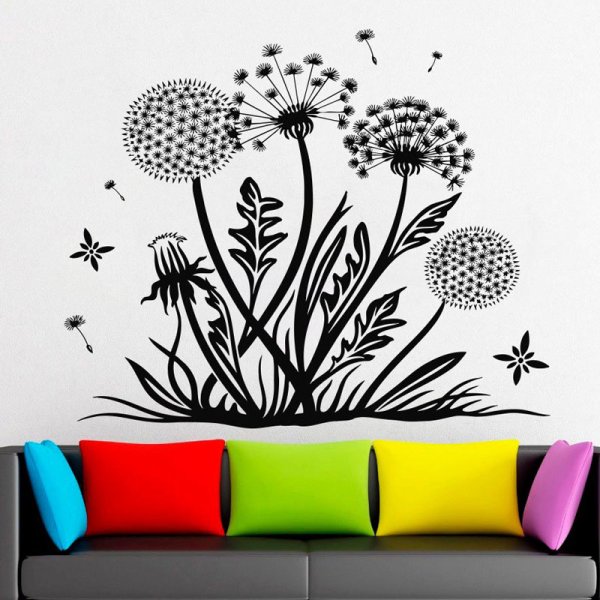 Одуванчики на стене