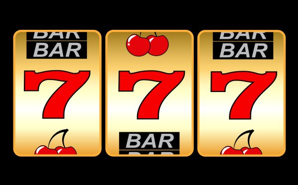 Логотип три семерки