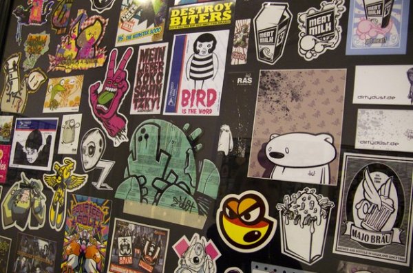 Наклейка (стикер) Street Art