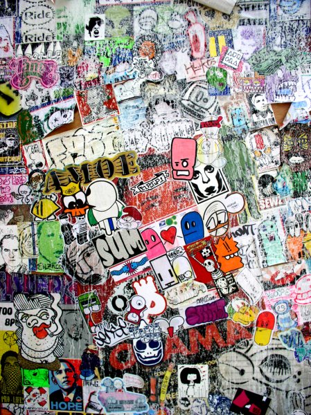 Стикеры стрит арт