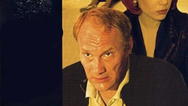 Гангстер с Томми ганом арт