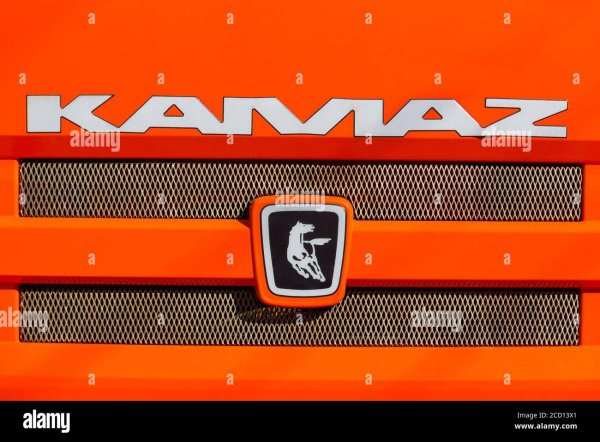 Надпись КАМАЗ