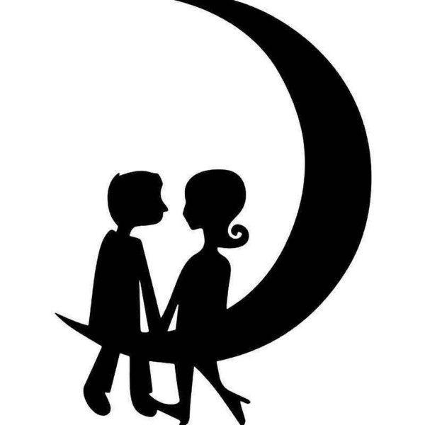 Черные силуэты влюбленных