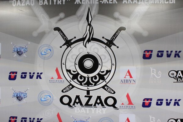 Логотип Qazaq Batyry