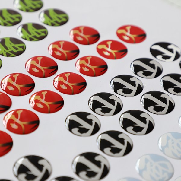 Наклейки со смолой