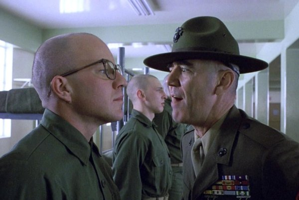 Мэттью Модайн цельнометаллическая оболочка