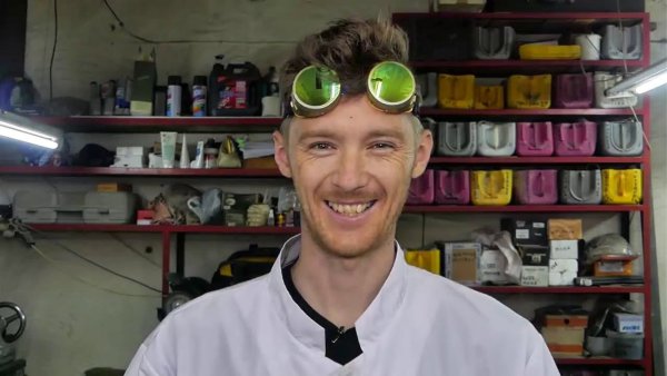 Доктор Пеппер напиток лого