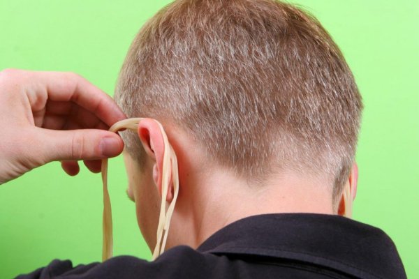 Вешать лапшу на уши