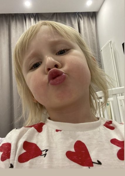 Стикеры Кукояки Василисы на белом фоне