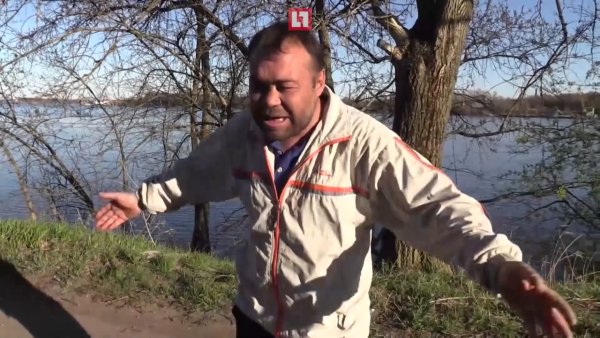 Димон заминированный тапок