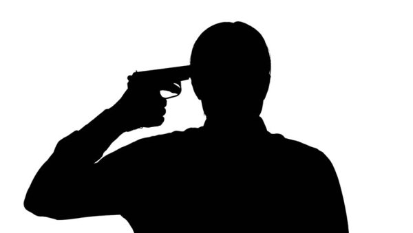 Силуэт человека с пистолетом