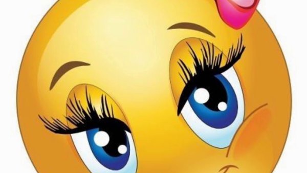 Смайлик с ресницами