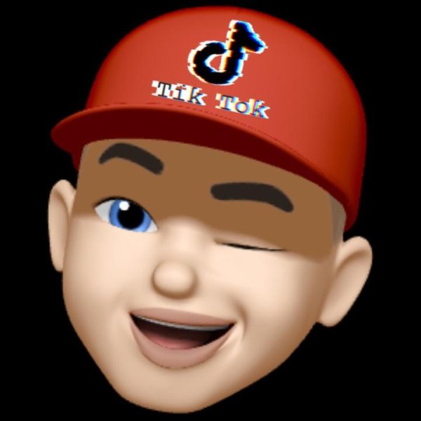 Смайлик в кепке