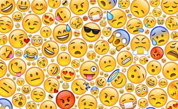 Смайлики много