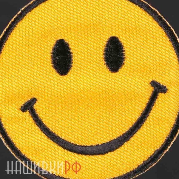 Шеврон смайлик