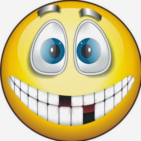 Смайлик улыбка с зубами