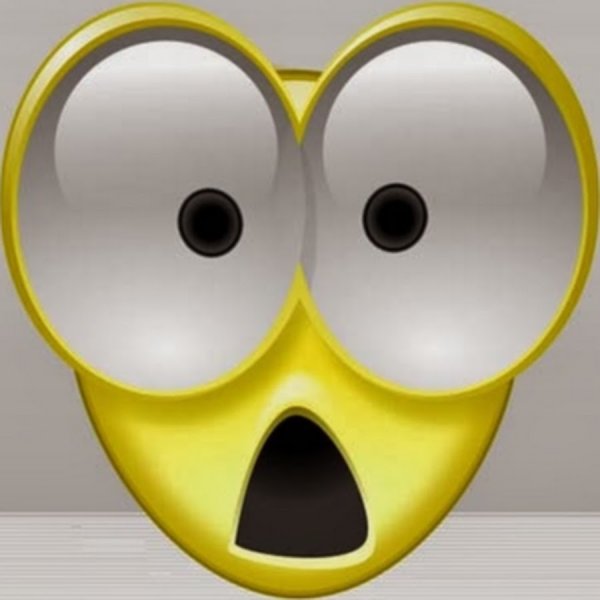 Вытаращенные глаза без фона