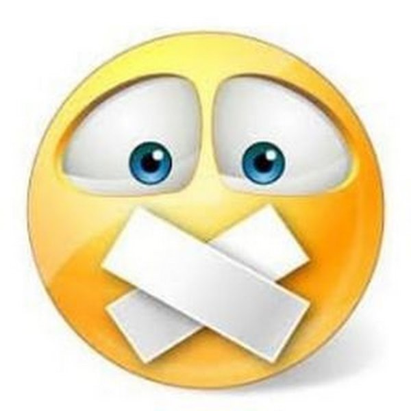 Смайл с заклеенным ртом