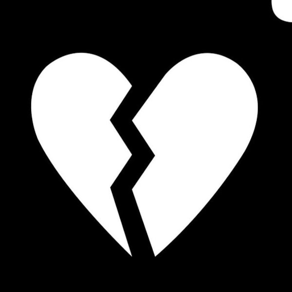 Белое разбитое сердце