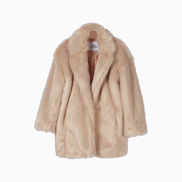 Шуба на прозрачном фоне